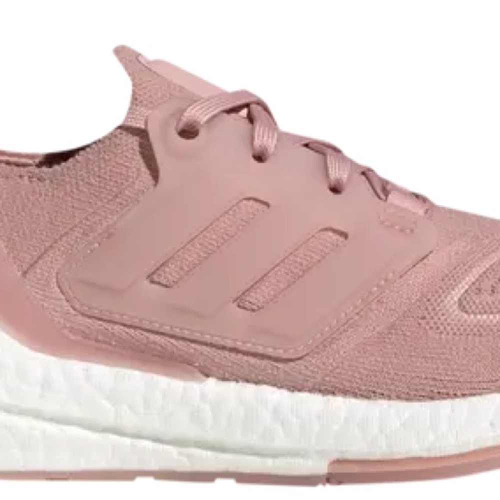 Adidas Women's Ultraboost 22 7W